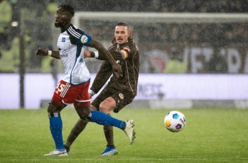 Vua phá lưới lịch sử St. Pauli